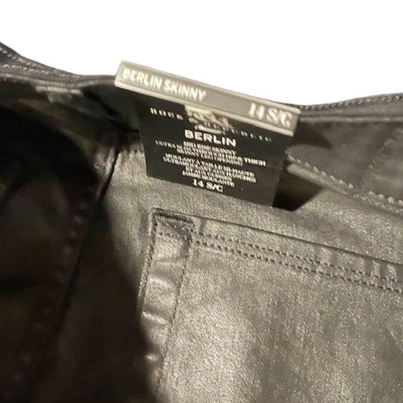 Rock & Republic Women's Jeans ~ NWT ~ Rx Berlin Mid Rise ~ Coated Fabric… - Picture 13 of 16